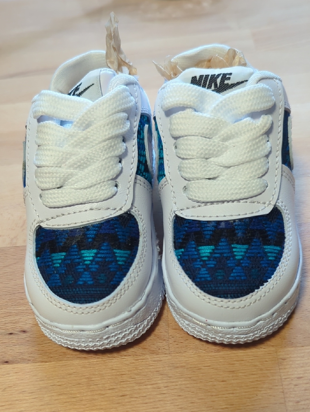 Nike Kids White Sneakers with Blue Patterned Panels